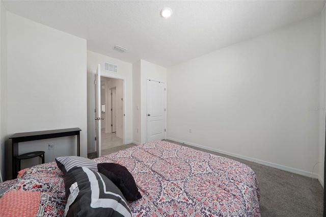 955 BEAR HAMMOCK DRIVE, Umatilla, FL 32784