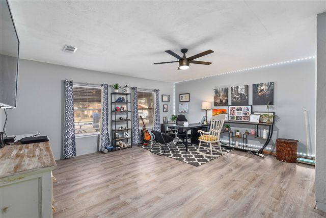 4010 6th Street, Brownwood, TX 76801