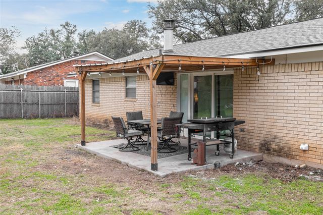 4010 6th Street, Brownwood, TX 76801