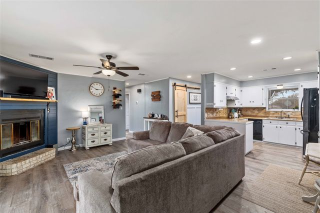 4010 6th Street, Brownwood, TX 76801