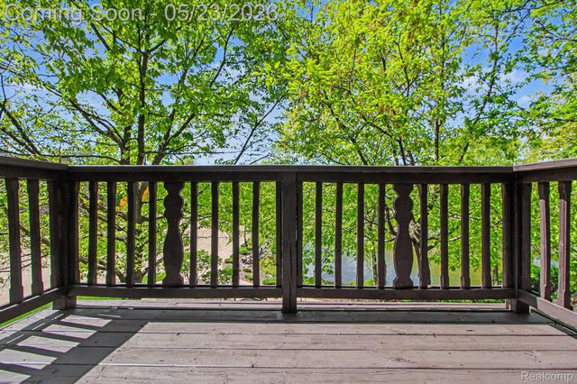 41535 Copper Creek Drive, Canton Charter Township, MI 48187