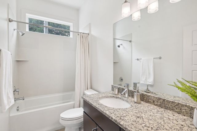 395 Monroe St, Nashville, TN 37208