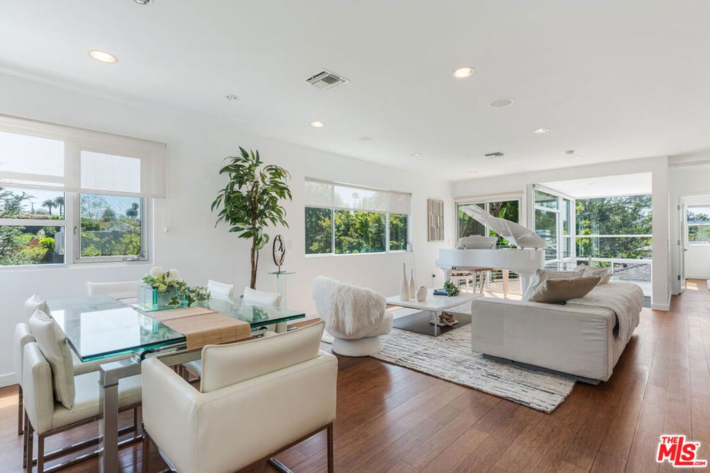 10336 Monte Mar Drive, Los Angeles, CA 90064 — exterior