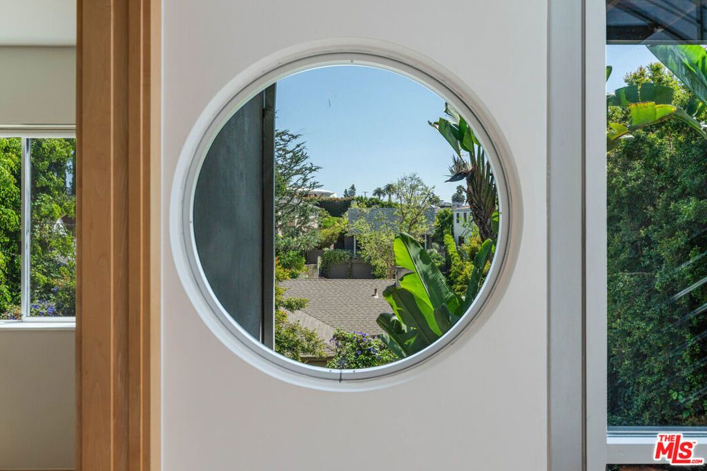 10336 Monte Mar Drive, Los Angeles, CA 90064 — photo 4