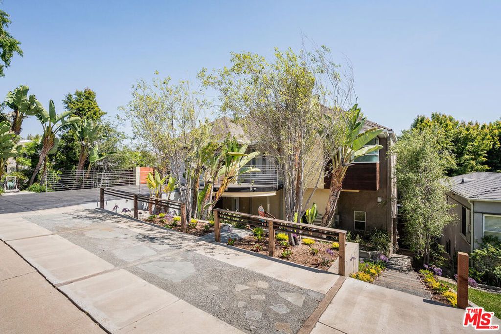 10336 Monte Mar Drive, Los Angeles, CA 90064 — photo 5