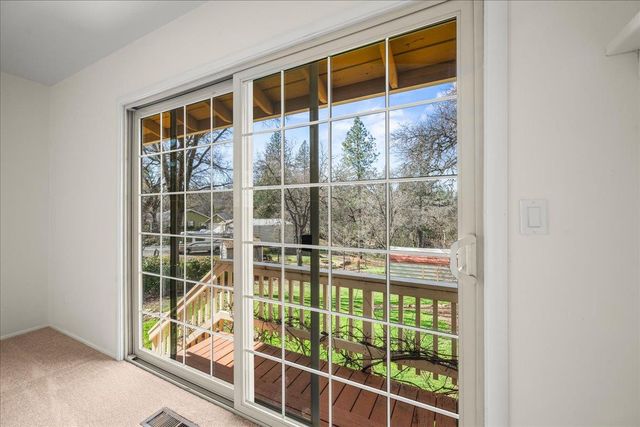 419 Greenwood Dr, Meadow Vista, CA 95722