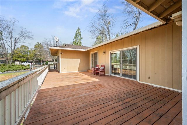 419 Greenwood Dr, Meadow Vista, CA 95722