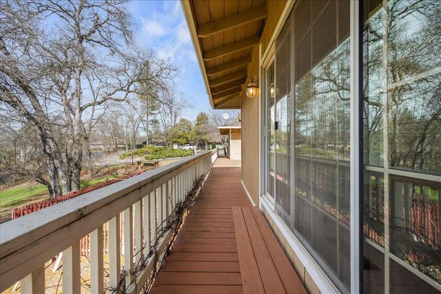 419 Greenwood Dr, Meadow Vista, CA 95722