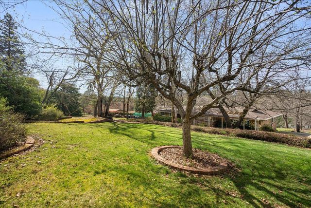 419 Greenwood Dr, Meadow Vista, CA 95722