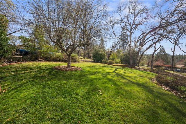 419 Greenwood Dr, Meadow Vista, CA 95722