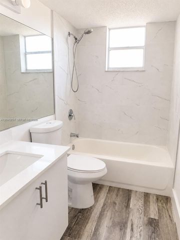 406 NW 68th Avenue 526, Plantation, FL 33317