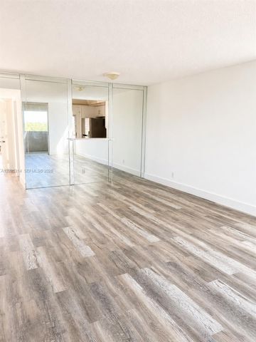 406 NW 68th Avenue 526, Plantation, FL 33317
