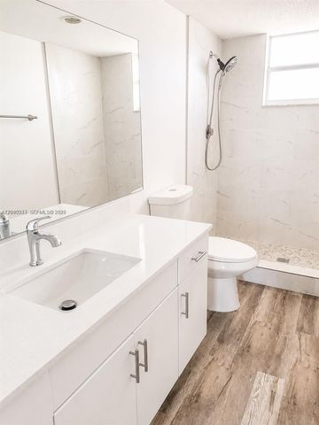 406 NW 68th Avenue 526, Plantation, FL 33317