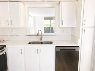 406 NW 68th Avenue 526, Plantation, FL 33317