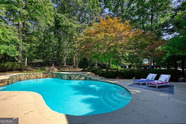 1371 Lipscomb Road, Social Circle, GA 30025