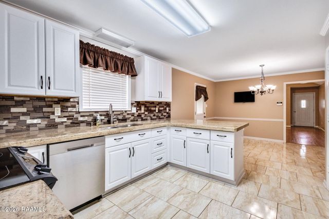 311 Chadwick Drive, Lafayette, LA 70501