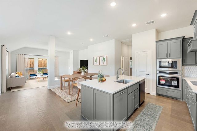 7728 Oakmeade Street, Joshua, TX 76058