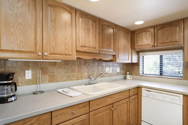 6157 MIDNIGHT PASS ROAD E22, Sarasota, FL 34242