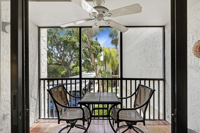 6157 MIDNIGHT PASS ROAD E22, Sarasota, FL 34242