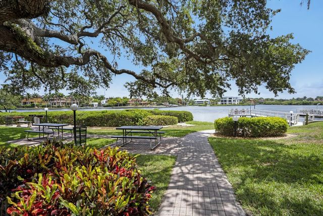 6157 MIDNIGHT PASS ROAD E22, Sarasota, FL 34242