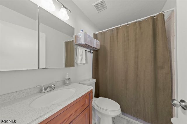 311 SW 19th LN, Cape Coral, FL 33991