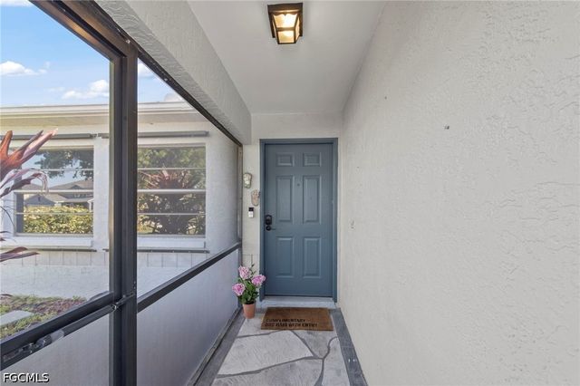 311 SW 19th LN, Cape Coral, FL 33991