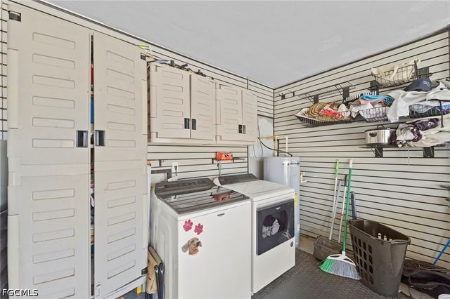 311 SW 19th LN, Cape Coral, FL 33991