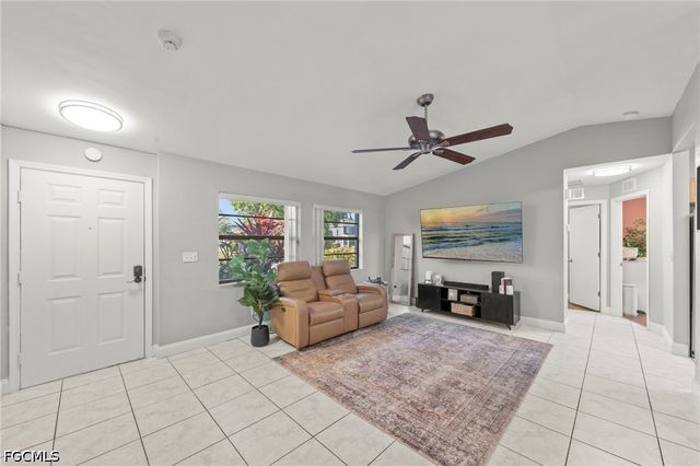 311 SW 19th LN, Cape Coral, FL 33991