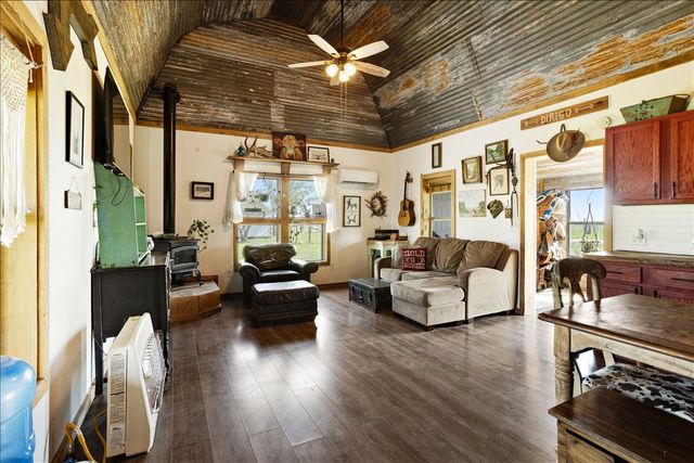 5815 FM 118, Greenville, TX 75401