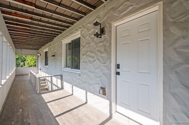 34 Cross Street 3, Auburn Hills, MI 48326