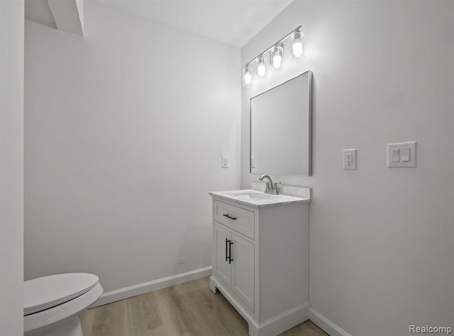 34 Cross Street 3, Auburn Hills, MI 48326