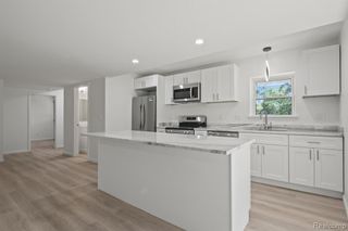 34 Cross Street 3, Auburn Hills, MI 48326