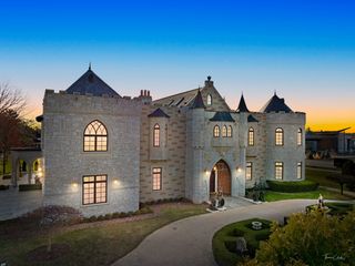 3015 LINCOLN Road, Oak Brook, IL 60523