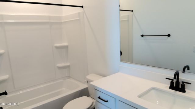 15224 W Gray Fox Trail, Surprise, AZ 85387