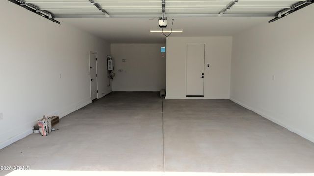 15224 W Gray Fox Trail, Surprise, AZ 85387