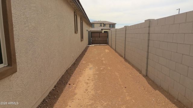 15224 W Gray Fox Trail, Surprise, AZ 85387