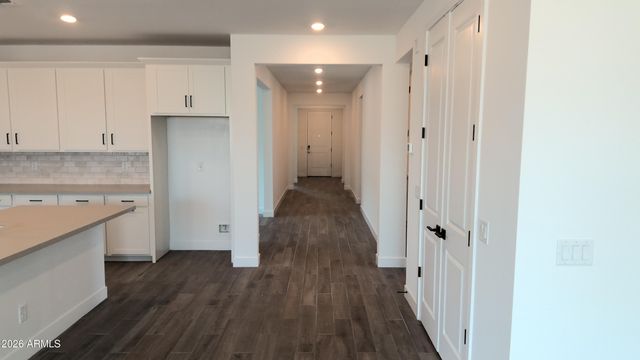 15224 W Gray Fox Trail, Surprise, AZ 85387