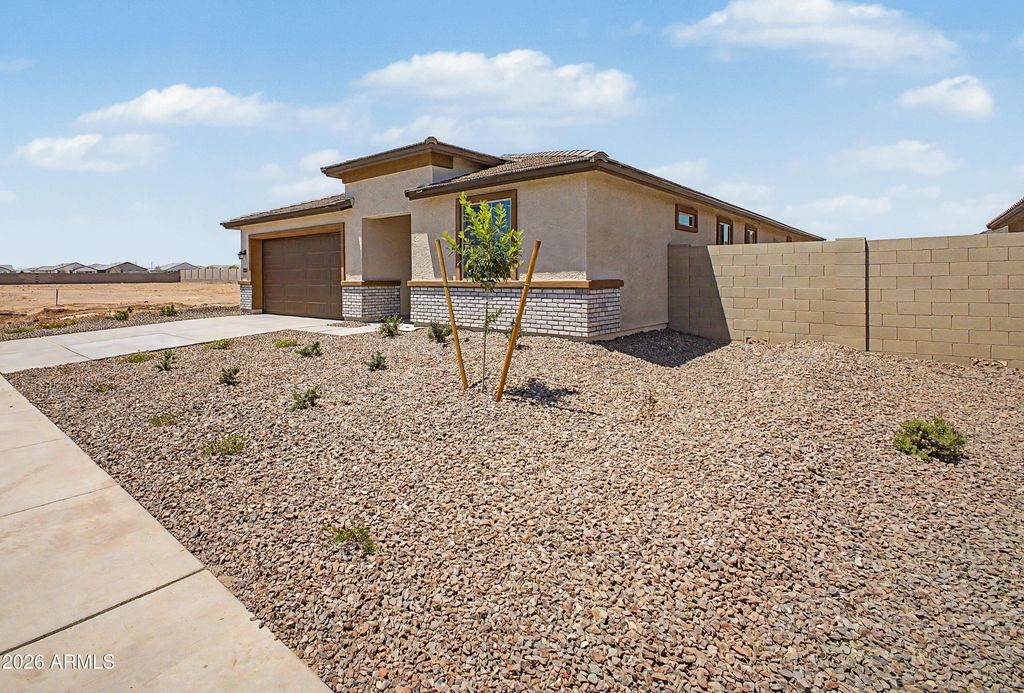 Image 2 of property listing at 15224 W Gray Fox Trail, Surprise, AZ 85387