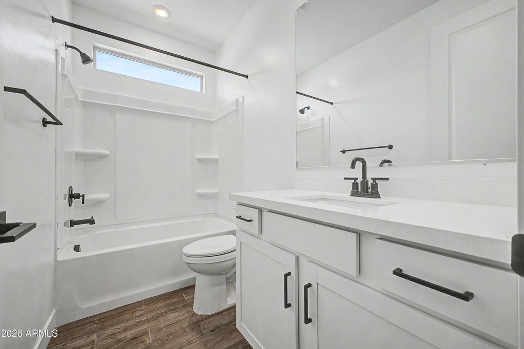 Image 9 of property listing at 15224 W Gray Fox Trail, Surprise, AZ 85387