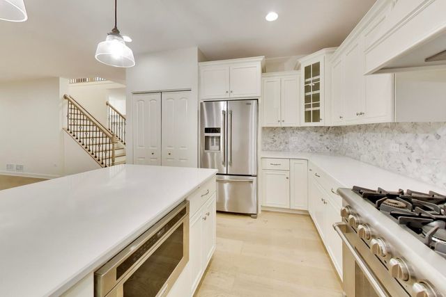 25315 W Rock Drive, Plainfield, IL 60586