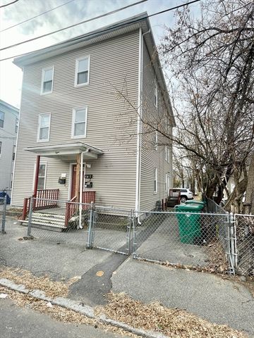 8 Dalton St. 3, Lowell, MA 01850