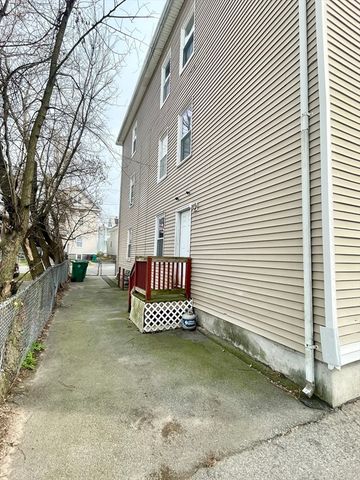 8 Dalton St. 3, Lowell, MA 01850