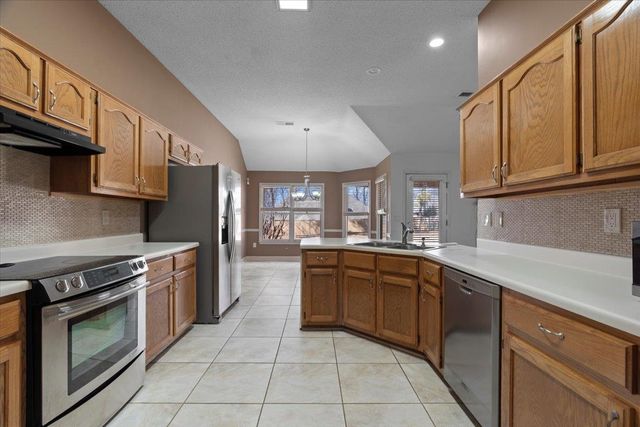 2579 COUNTRY GLADE CV, Memphis, TN 38016