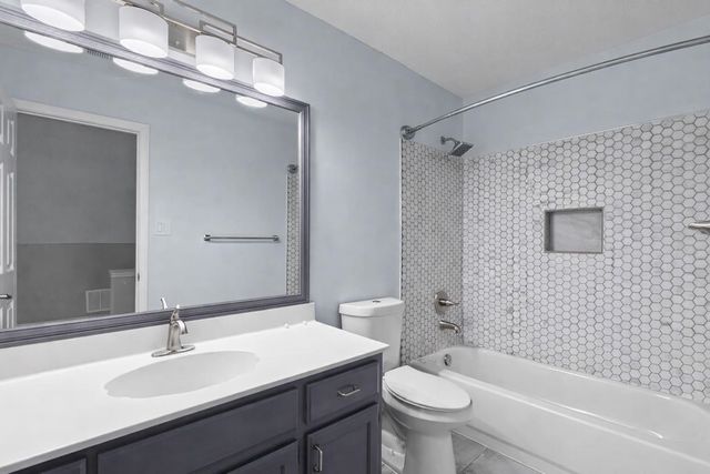 2579 COUNTRY GLADE CV, Memphis, TN 38016