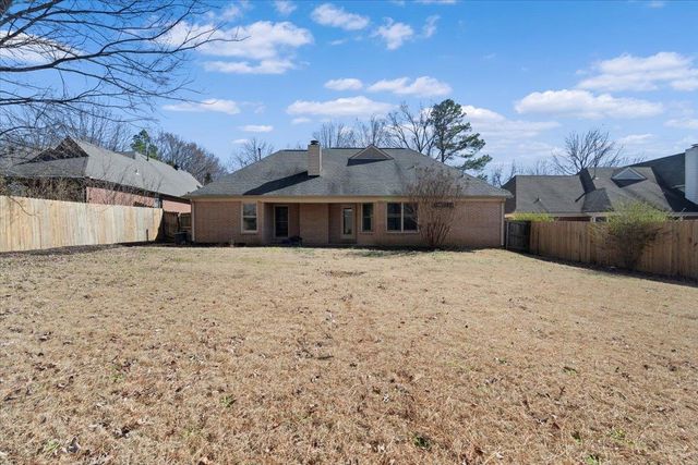 2579 COUNTRY GLADE CV, Memphis, TN 38016