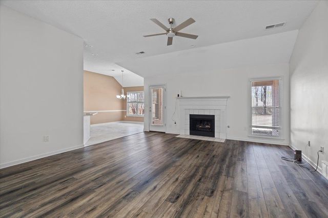 2579 COUNTRY GLADE CV, Memphis, TN 38016