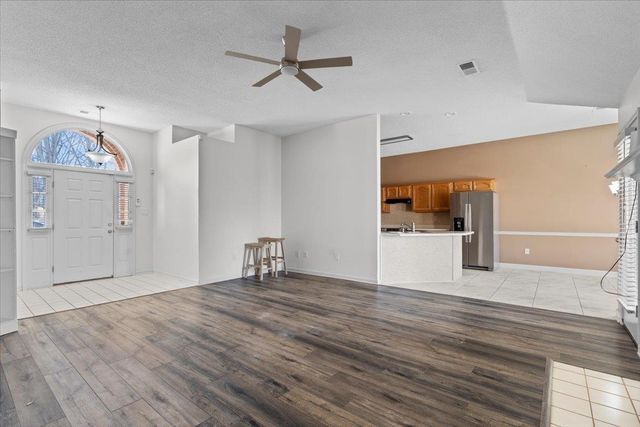 2579 COUNTRY GLADE CV, Memphis, TN 38016