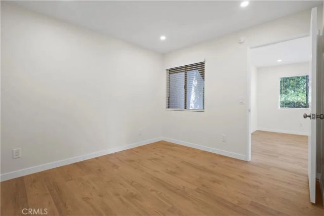10237 De Soto A, Chatsworth, CA 91311