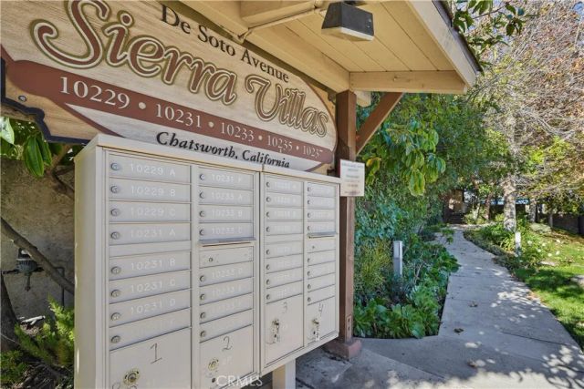 10237 De Soto A, Chatsworth, CA 91311