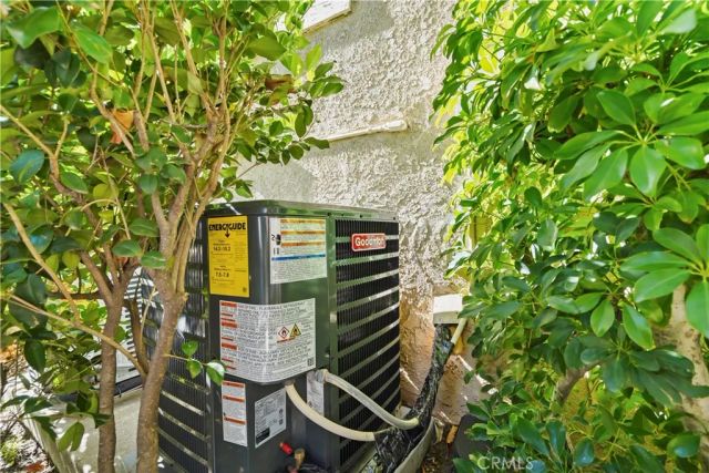 10237 De Soto A, Chatsworth, CA 91311